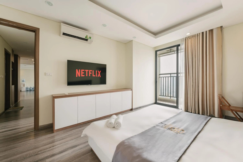 Hi-Home - City view apartment in HongKong Tower