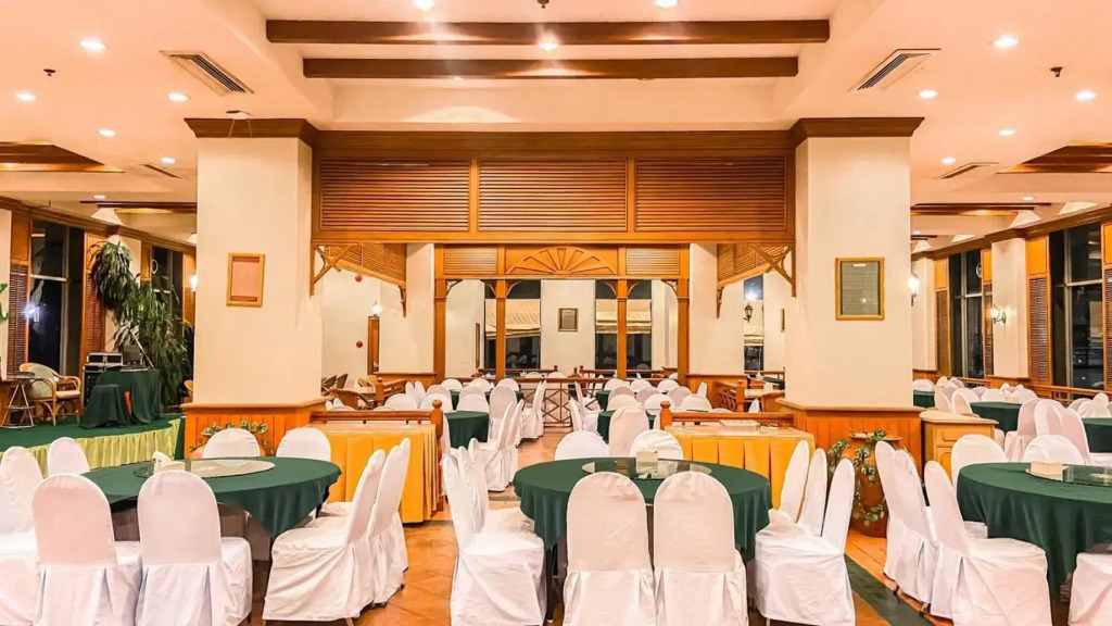 K Park Grand Hotel - фото 28