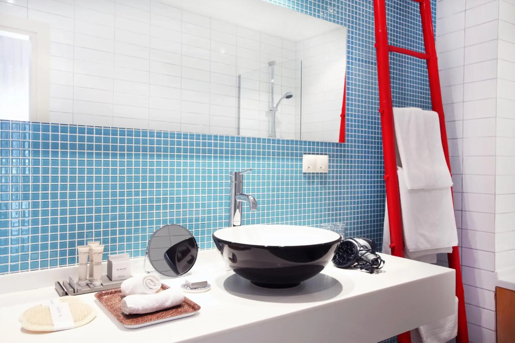 Med-Inn Boutique Hotel by null