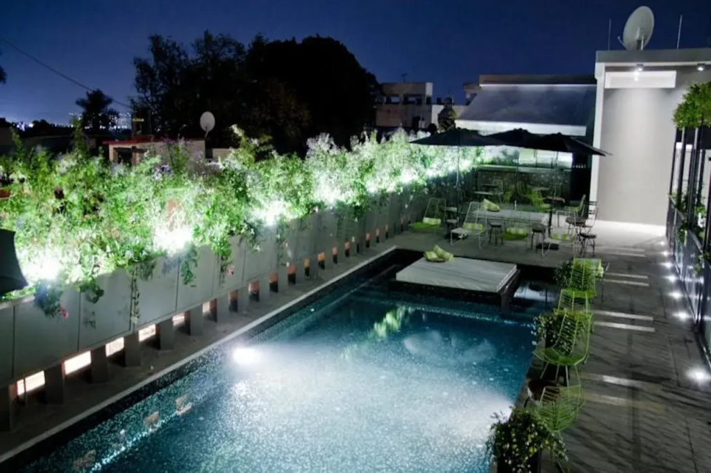 Hotel photo 12