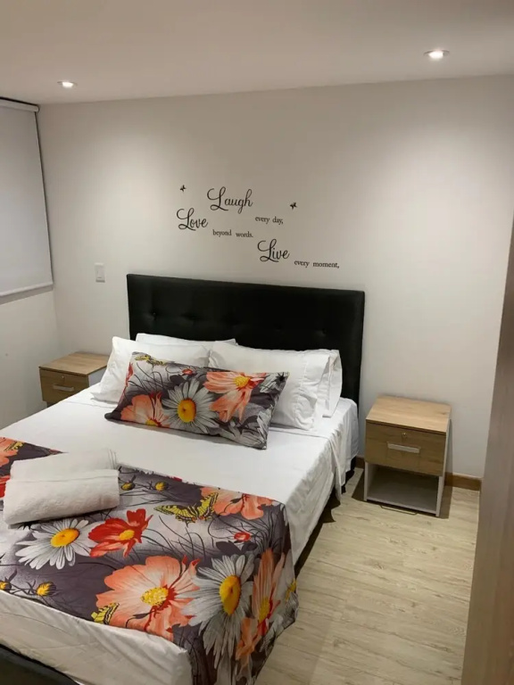 3 Bedrooms Superior Apartment with balcony and with lake view