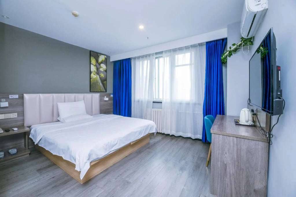 Отель 7 Premium (Beijing Fengtai Sports Center) в Пекине