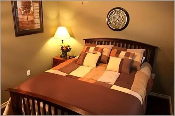 Deluxe Double room (full double bed)