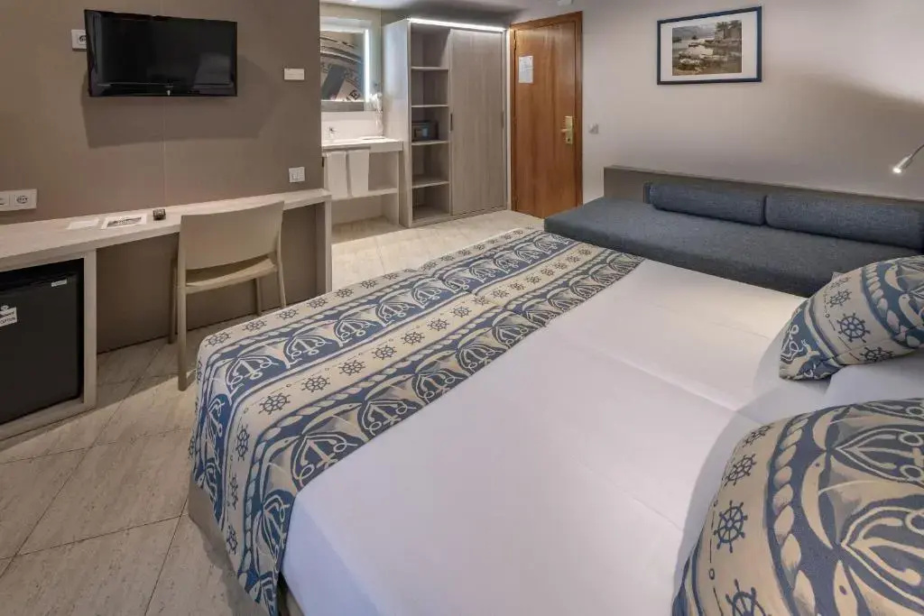 Hotel GHT Marítim - Chambres