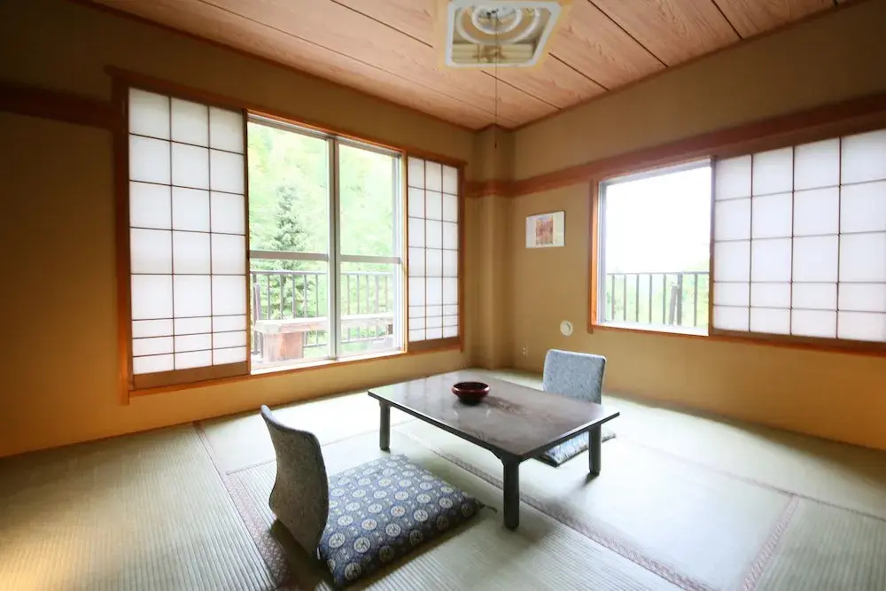 Meiji Onsen Ryokan - Chambres