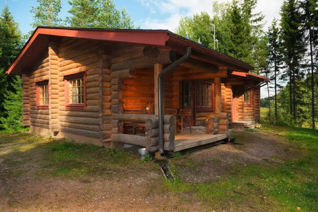 4 Bedrooms Cottage