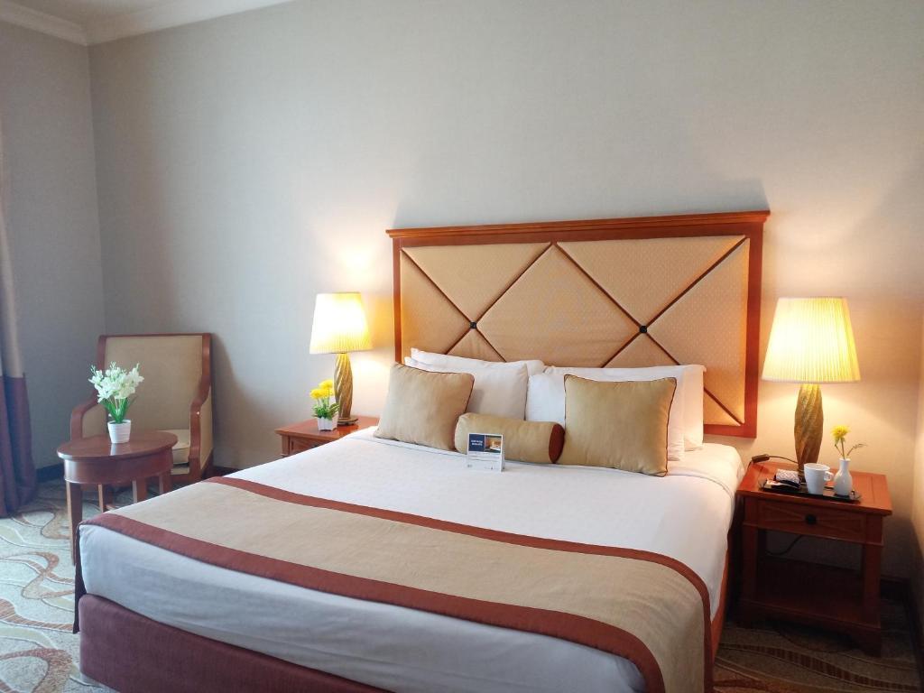 Al Diar Capital Hotel
