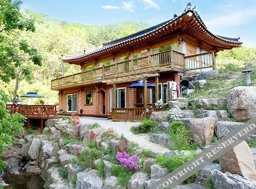 Hongchen Namuwasae Pension