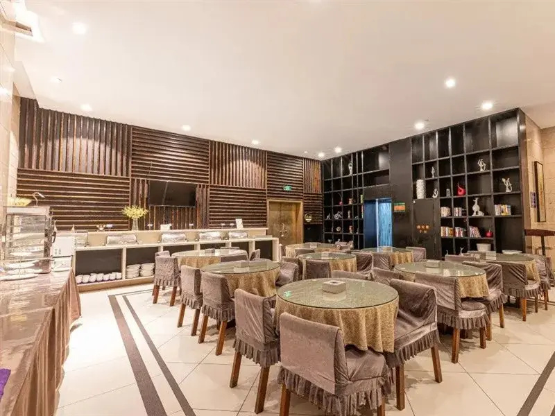 Food & Beverage
