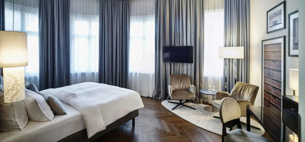 Steigenberger Hotel Herrenhof - Chambres