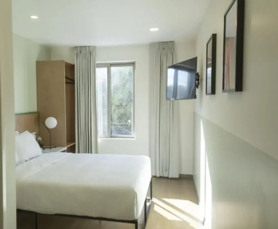 INTJ Hotel Tijuana by null