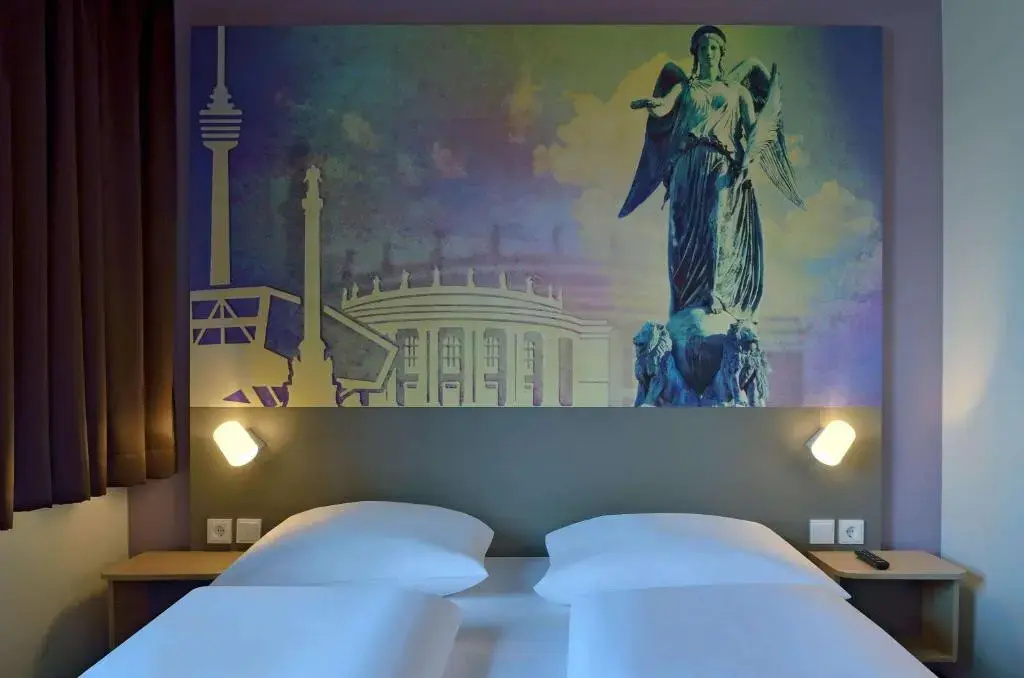 Standard Double room (full double bed)