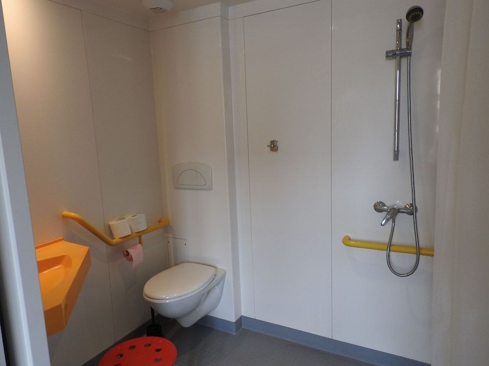 Fontaineblhostel — 4