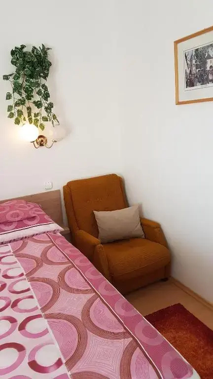 Pension Óvári - Chambres