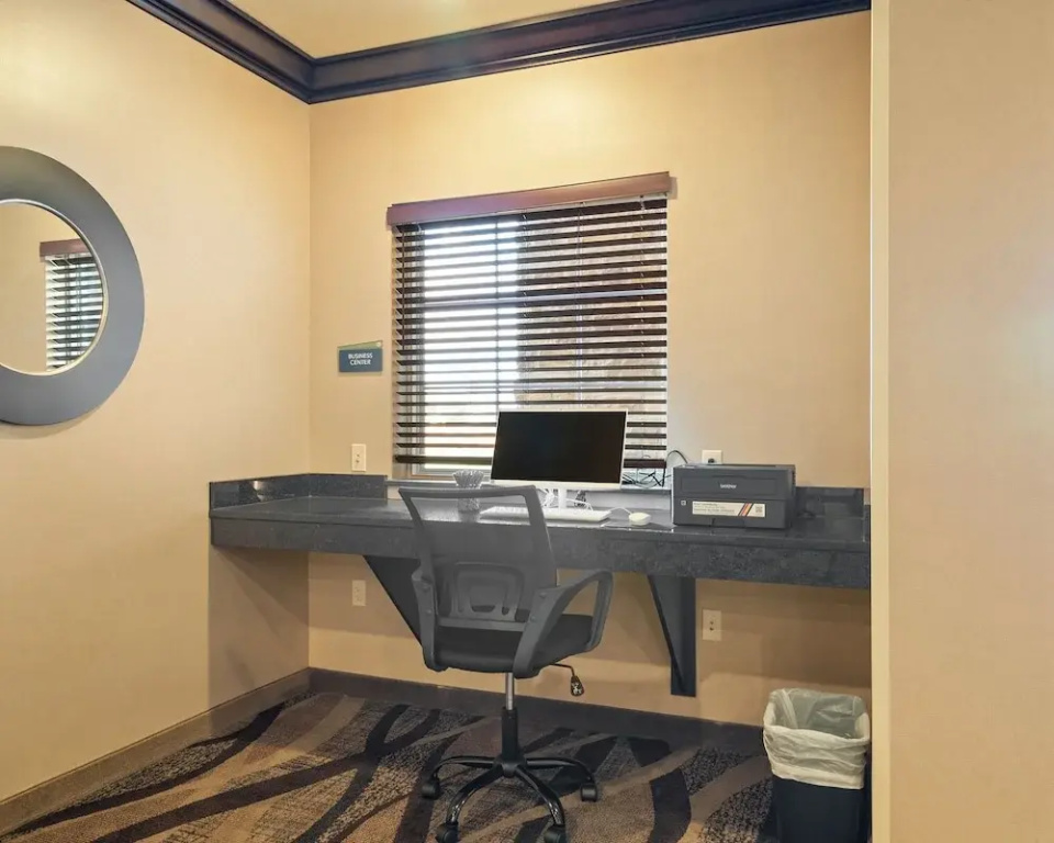 Hotel photo 12