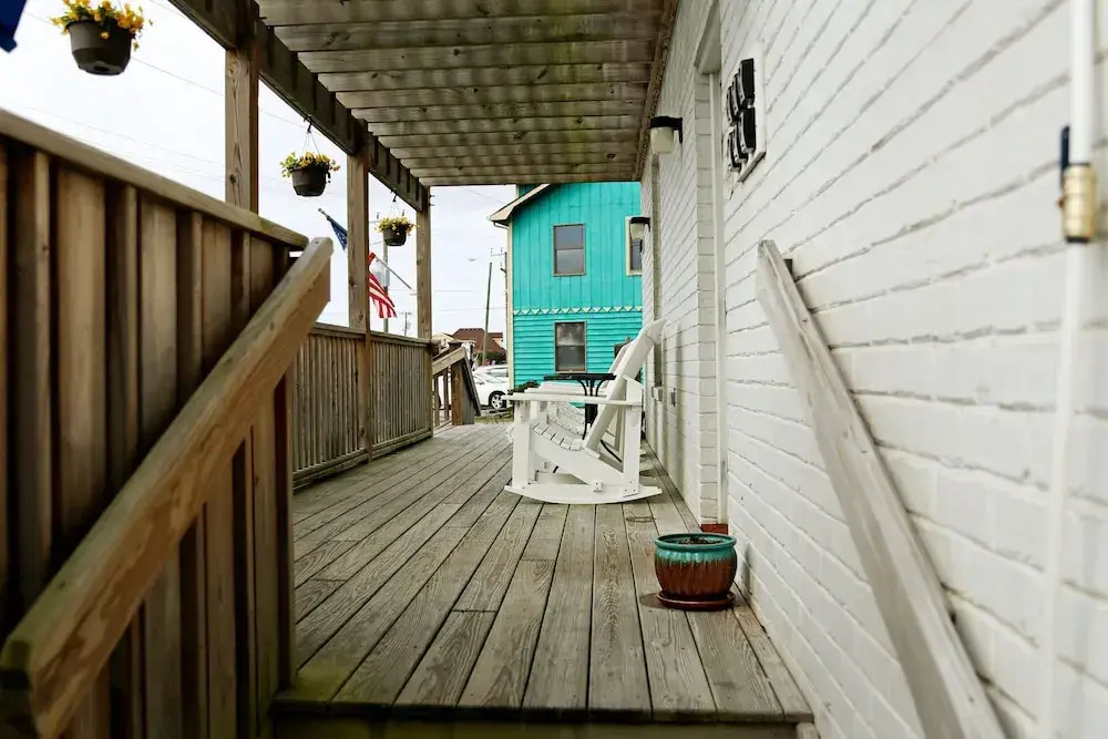 Balcony & Terrace