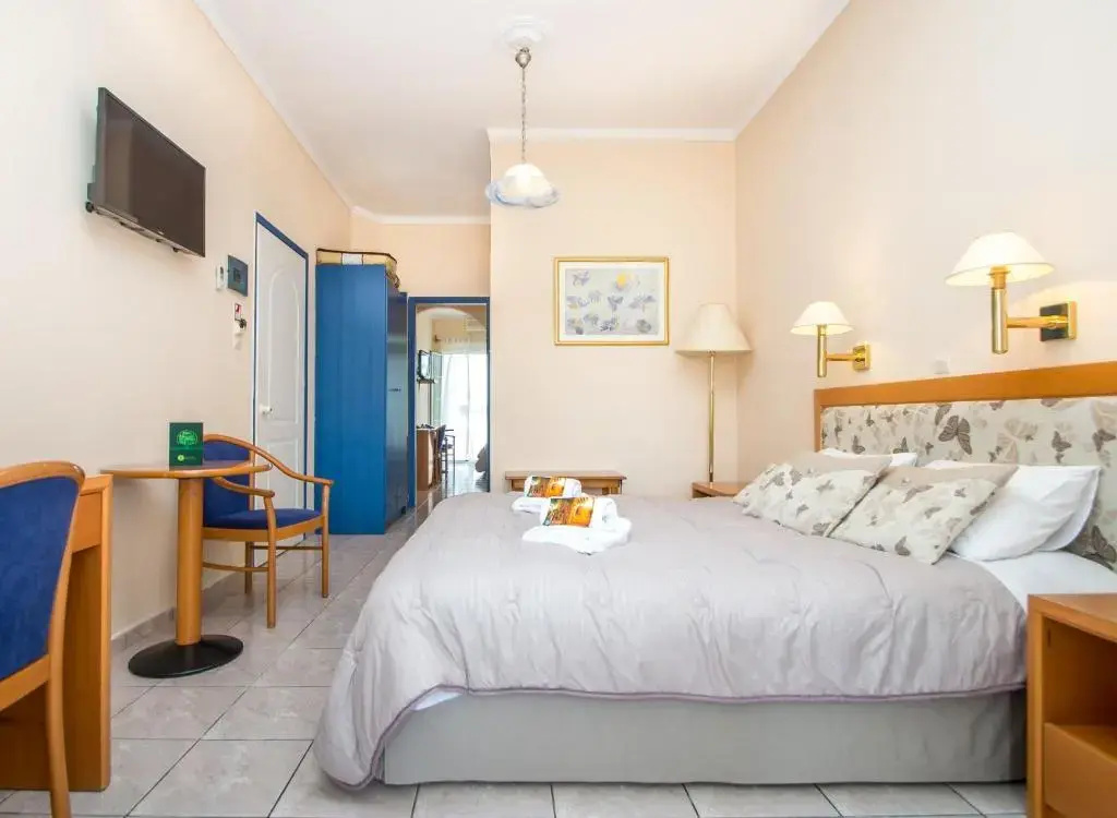 Superior Family Apartment with balcony and with garden view