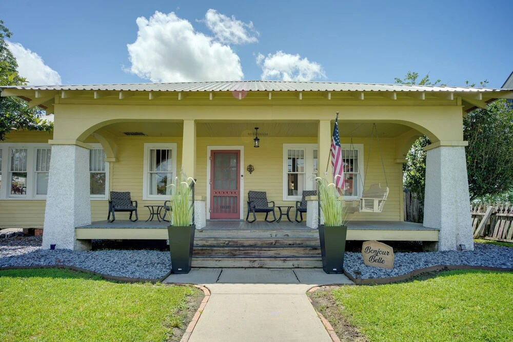 Pet-friendly Historic Home: Downtown Breaux Bridge