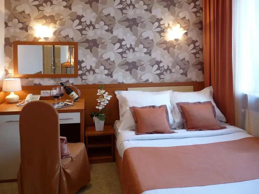 Eney Hotel - Général