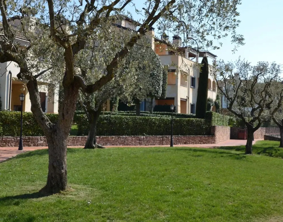 Apartment Near Lake Garda With Pool