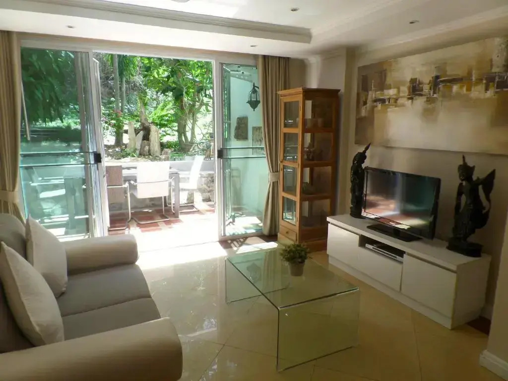 Апартаменты c 1 комнатой в Westbury Residence
