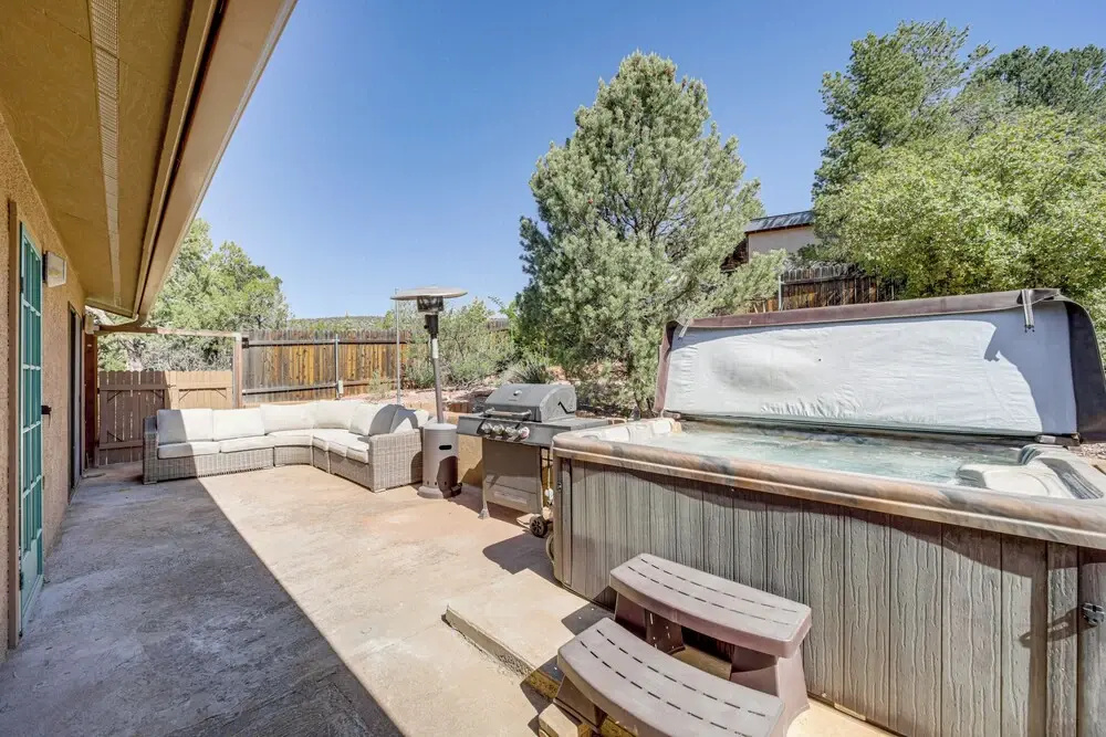 Hot Tub & Game Room: Scenic Sedona Home!