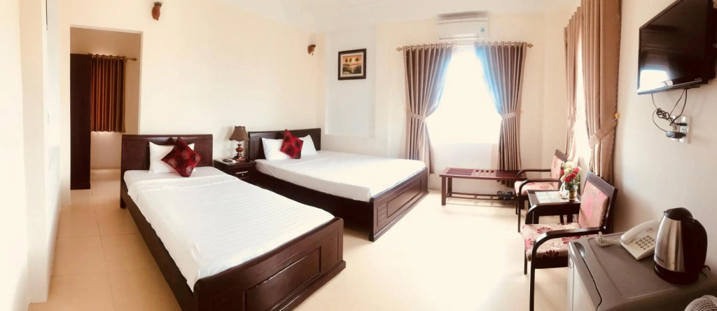 Nam Long Plus Hotel — 4