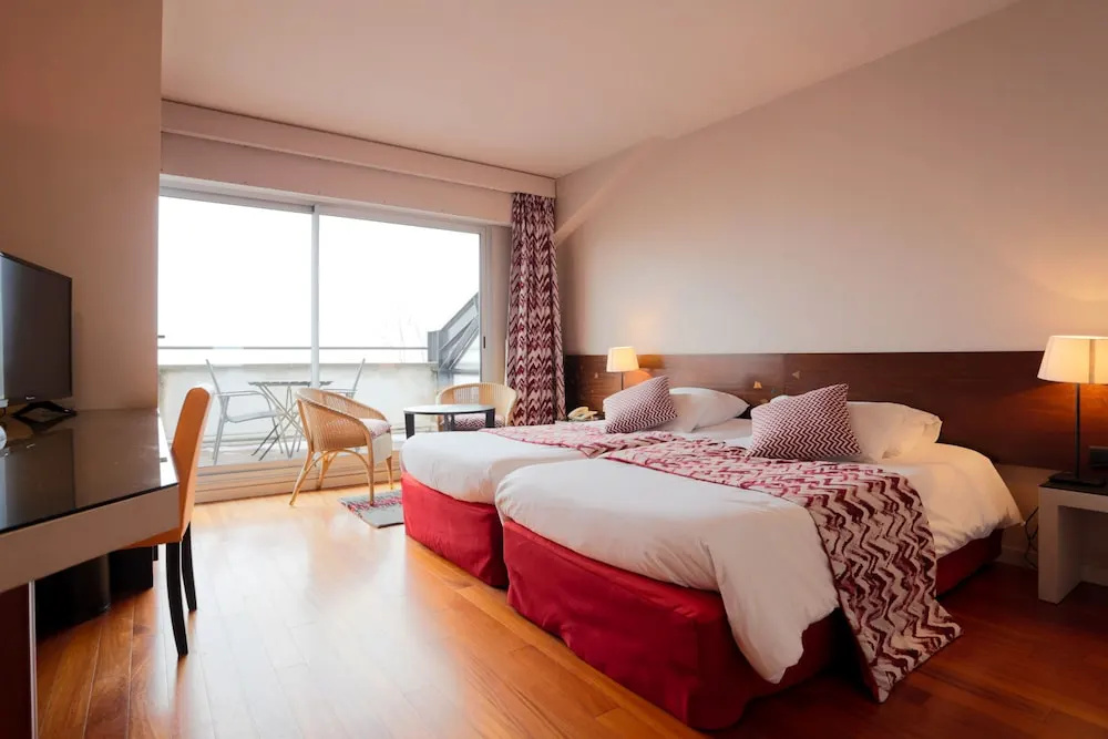 Standard Double room (twin beds)