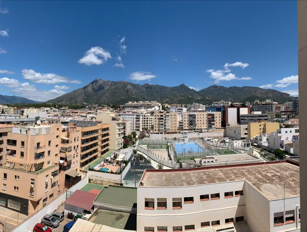 New 2BR Apartement with sea views in very center of Marbella.