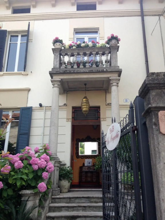 B&B Magnolia