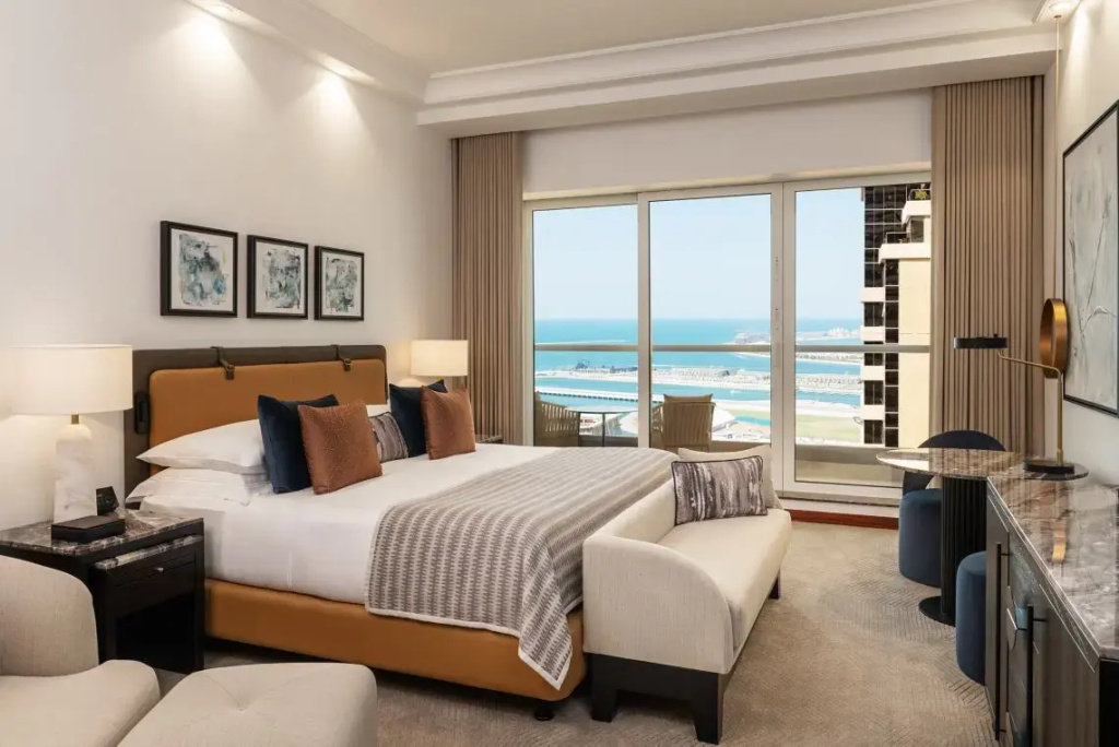 Двухместный номер Superior Deluxe (двуспальная кровать) в Grosvenor House, a Luxury Collection Hotel, Dubai