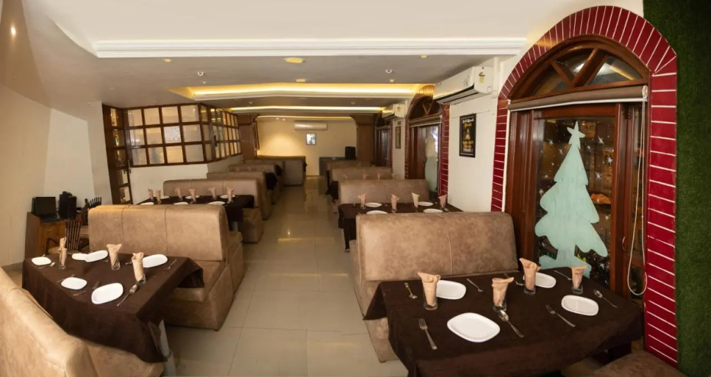 Raja Hotel