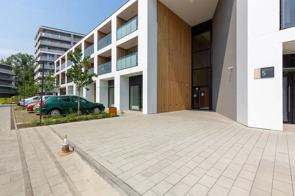 Apartment Kokoryczki Warsaw by Renters
