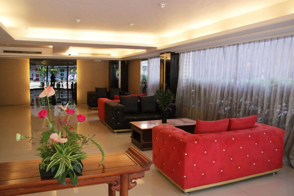 Crystal Hotel