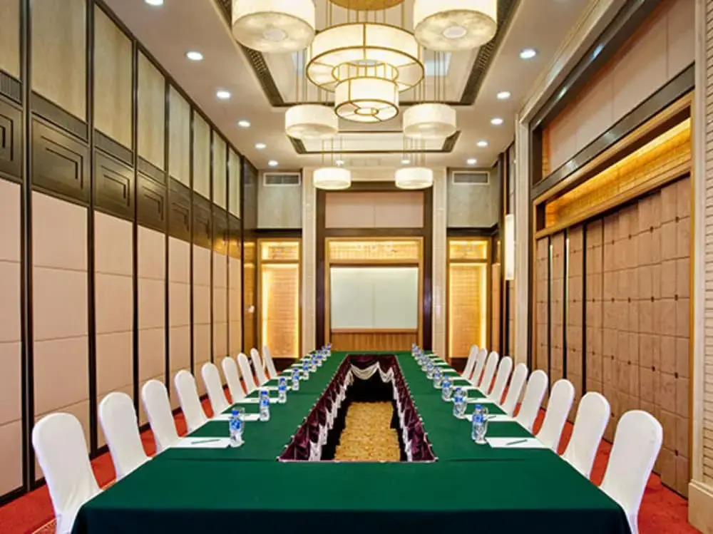 New Century Sea View Hotel Qinhuangdao