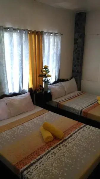 Deluxe Studio
