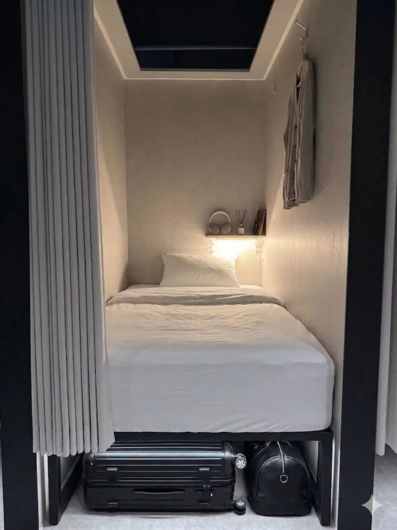 STAYUP ILSAN Capsule Hotel