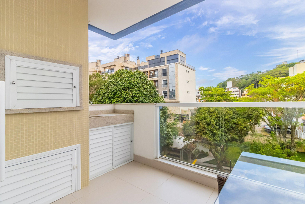 1042 - Apartamento no centro de Bombinhas - Residencial Águas Azuis Apto 203 B