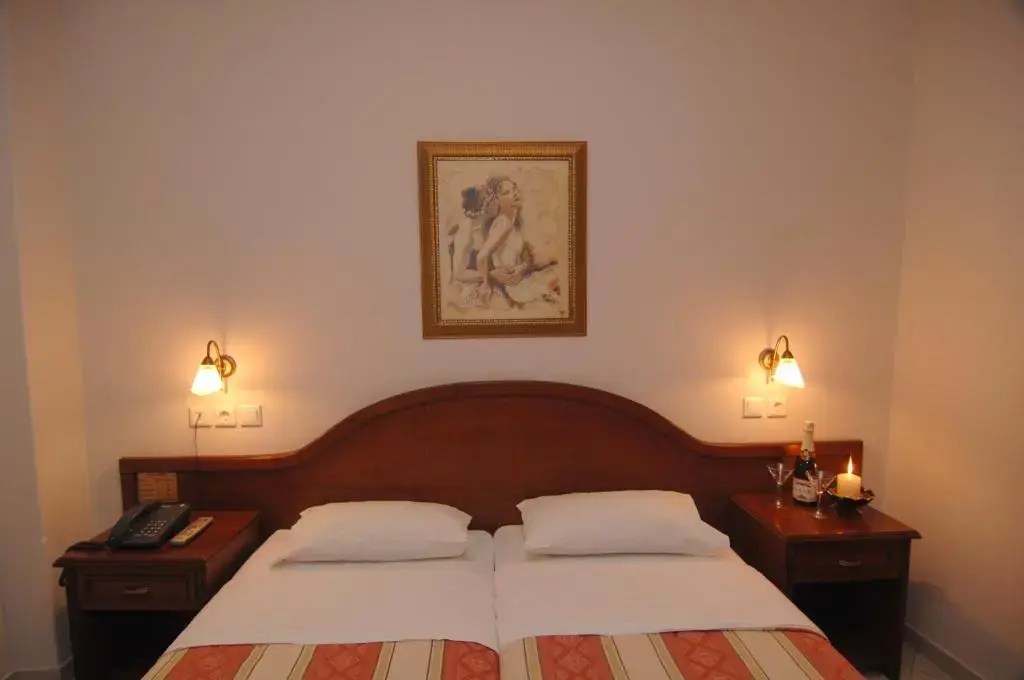 Economy room