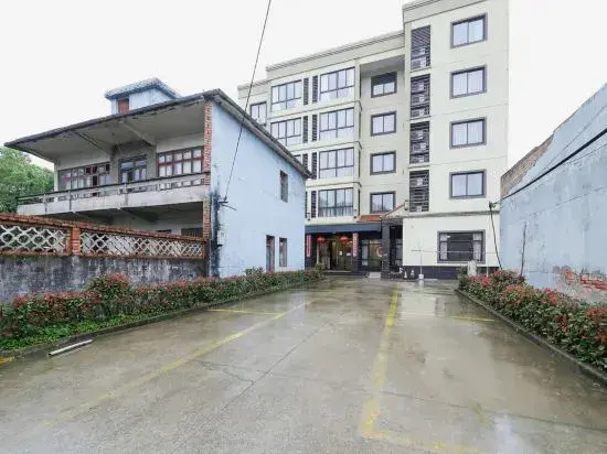 Xiangying Holiday B&B