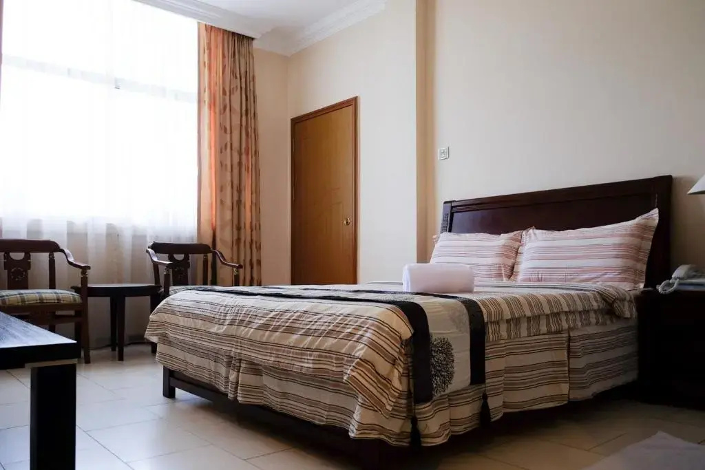 Deluxe Double room (full double bed)