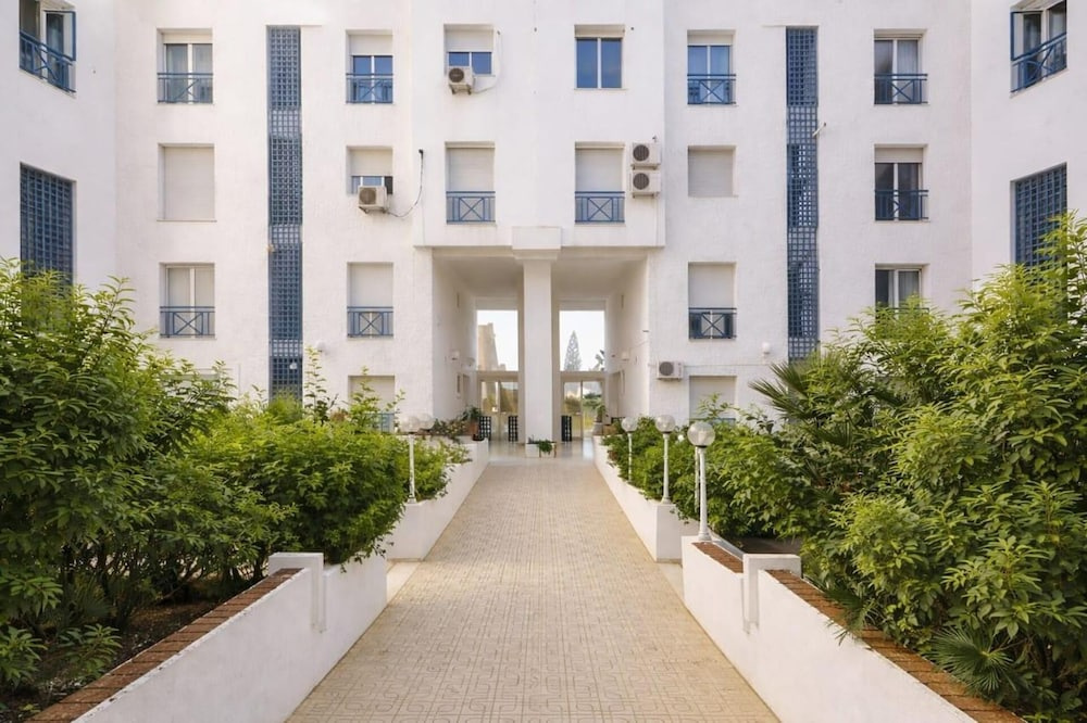 Captivating 2-bed Apartment in Tunis