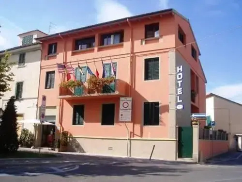 Hotel Mary