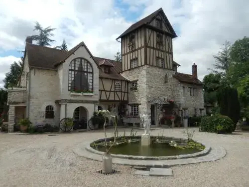 Le Moulin Des Chennevieres
