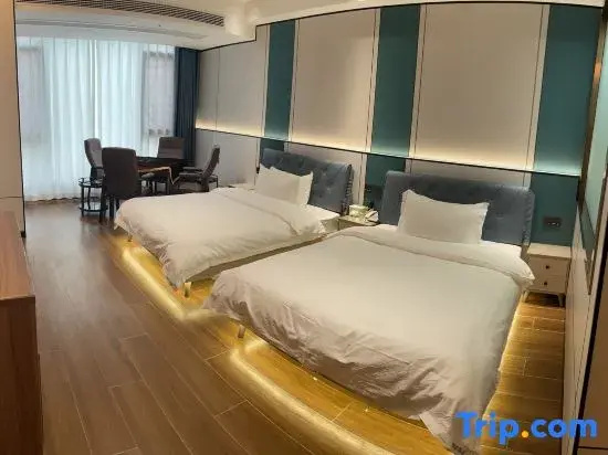 Deluxe Double room (twin beds)