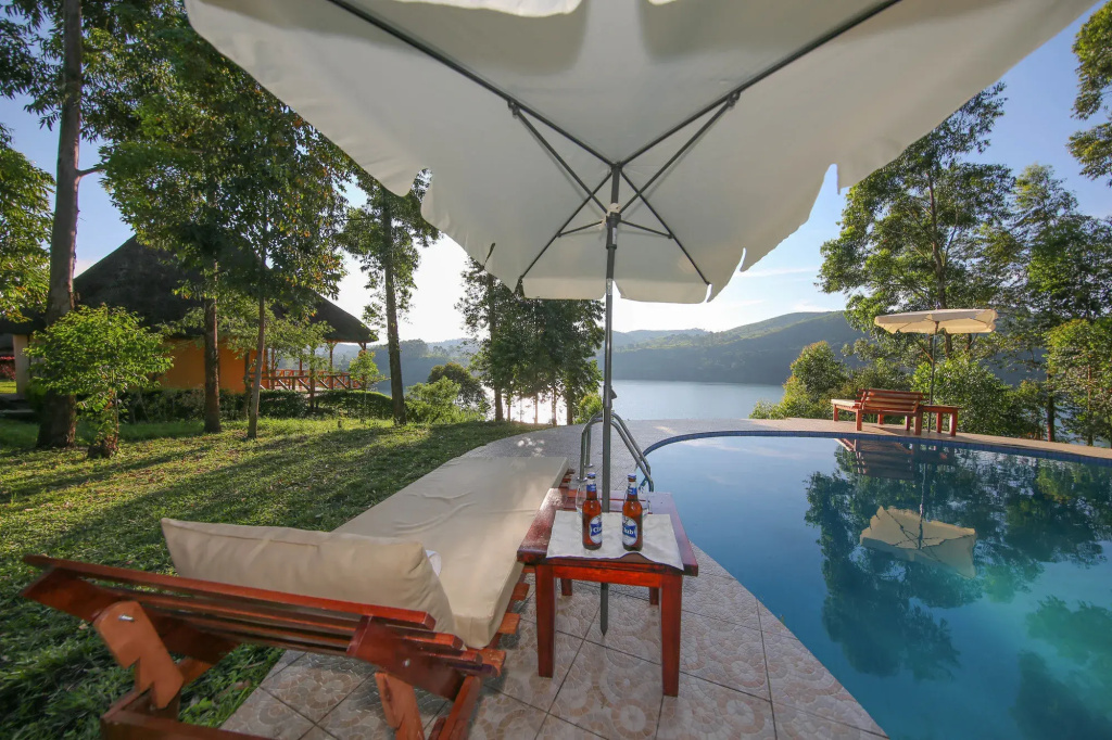 Crater Safari Lodge