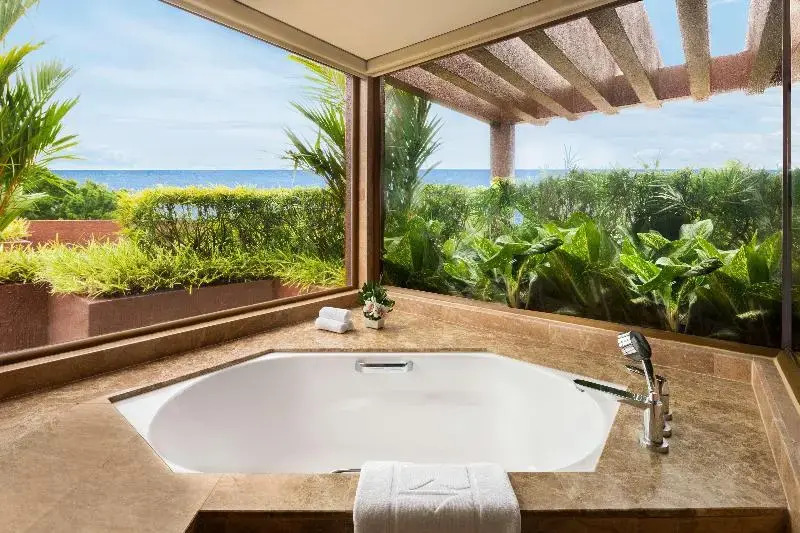 Shangri-La's Rasa Sayang Resort & Spa