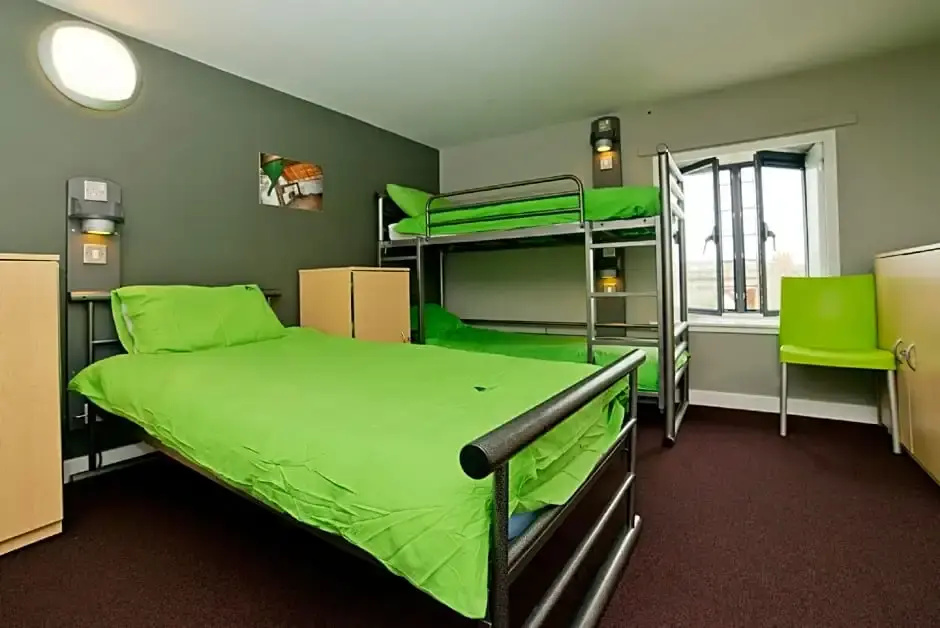 Economy Quadruple room