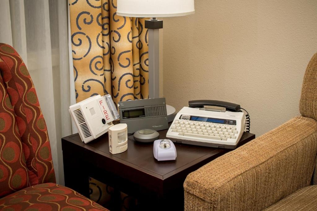 Embassy Suites by Hilton Seattle Tacoma International Airport - Chambres