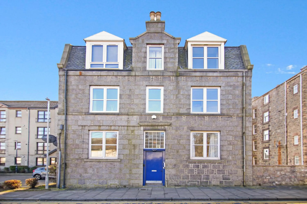 Roslin Place - Granite City Gem
